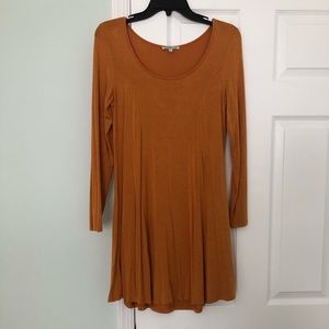 Long sleeve comfy orange/gold dress.